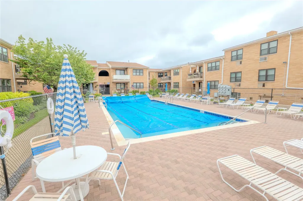 8 Florence Avenue Freeport NY 11520