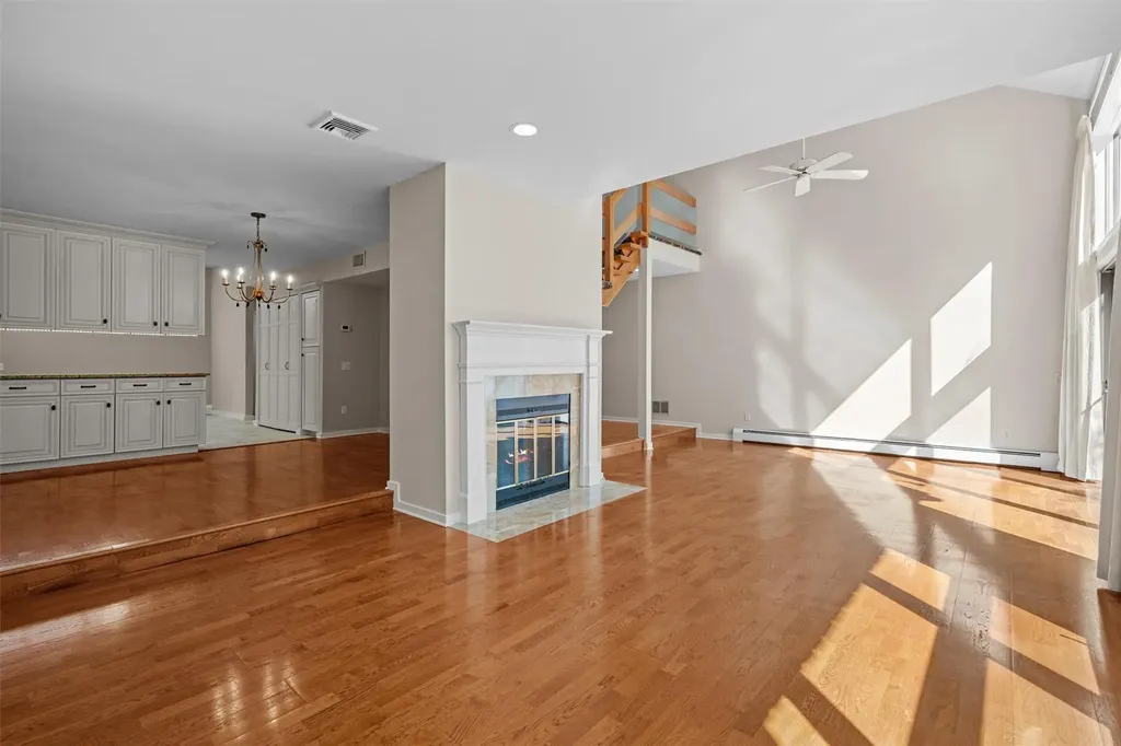 6 Chippewa Court Suffern NY 10901