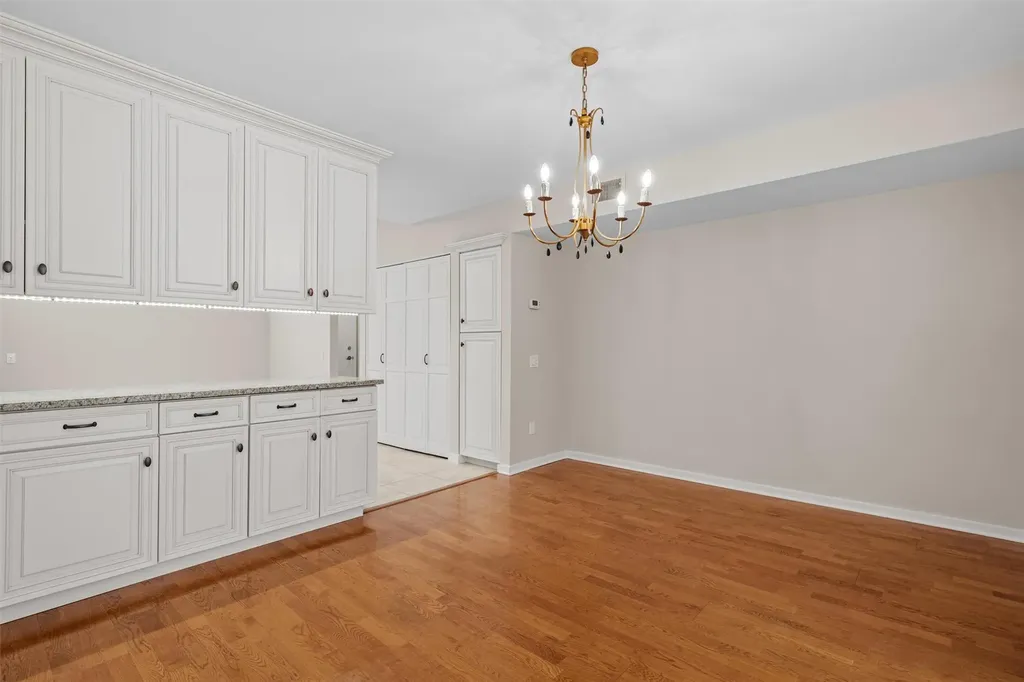 6 Chippewa Court Suffern NY 10901