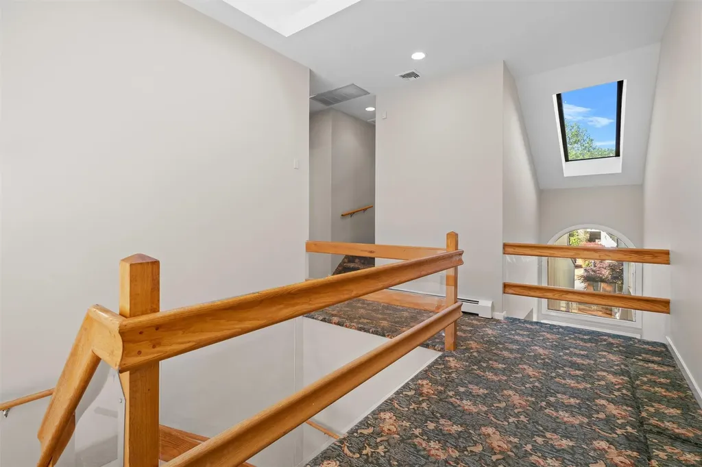 6 Chippewa Court Suffern NY 10901