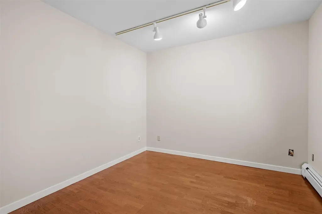6 Chippewa Court Suffern NY 10901