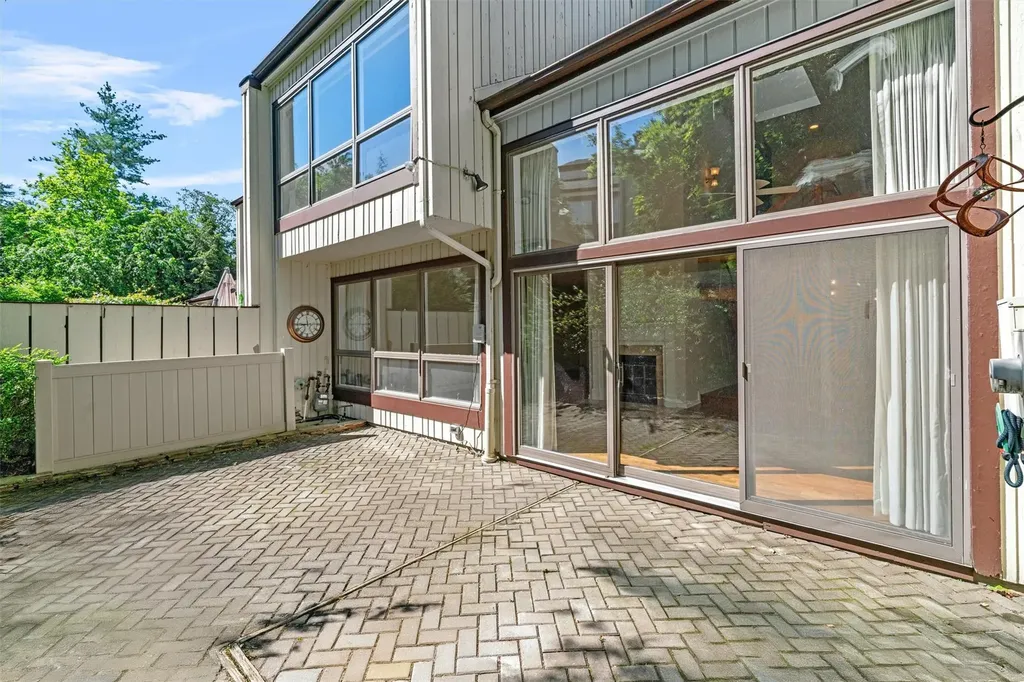 6 Chippewa Court Suffern NY 10901