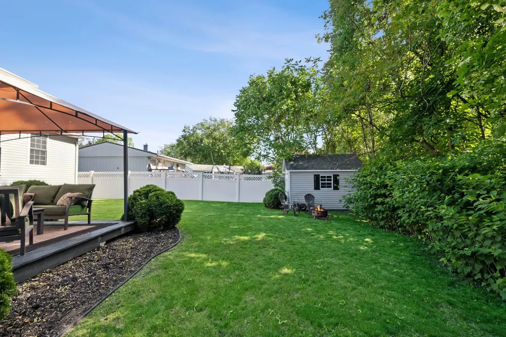 19 Edgewood Drive Saugerties NY 12477