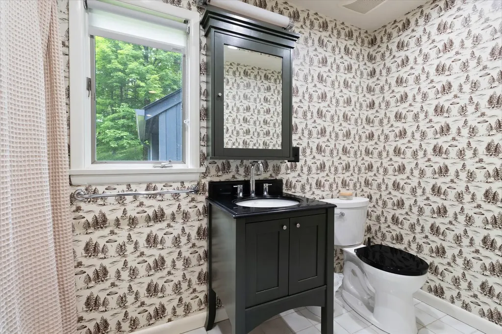 72 Chapel Road Waccabuc NY 10597