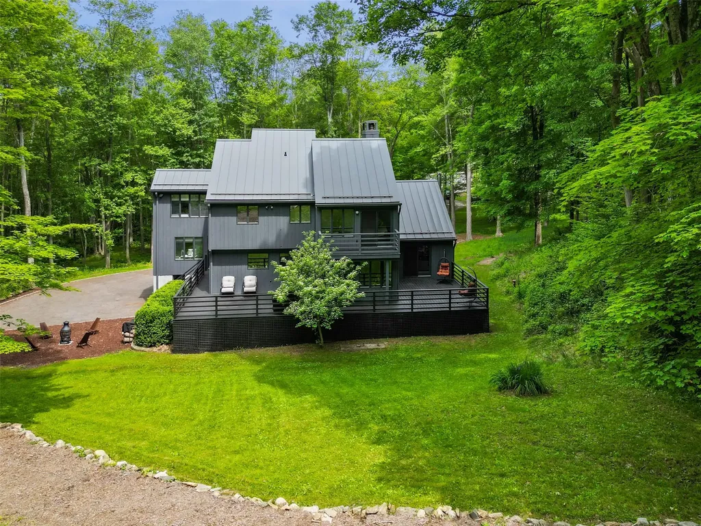 72 Chapel Road Waccabuc NY 10597