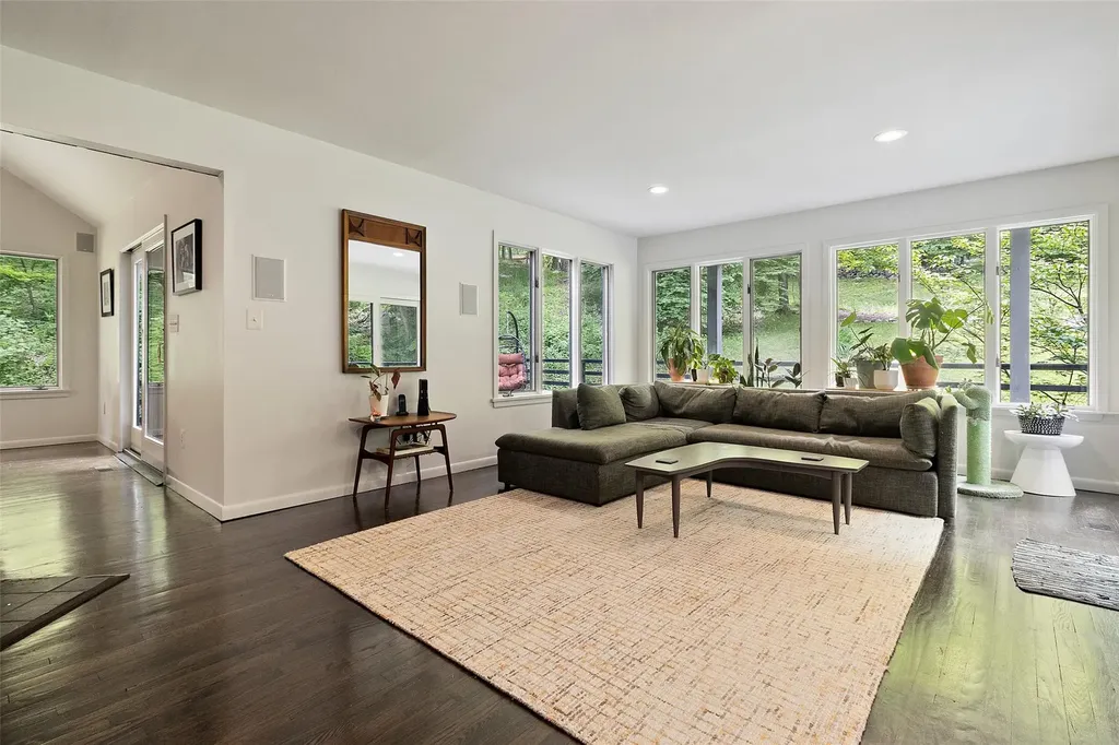 72 Chapel Road Waccabuc NY 10597