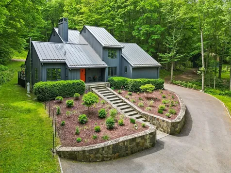 72 Chapel Road Waccabuc NY 10597