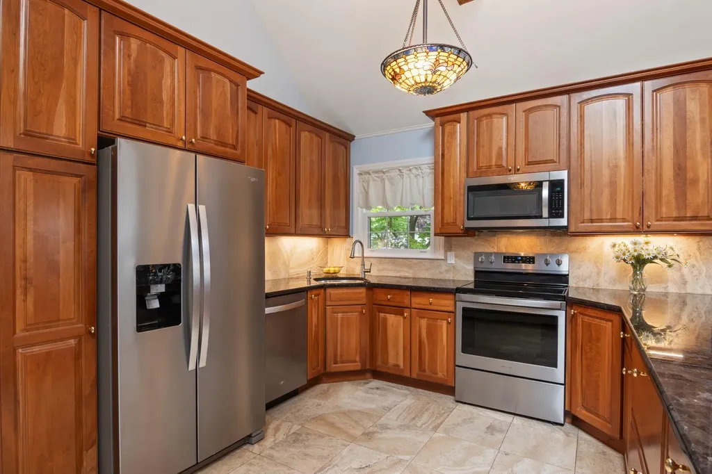18 Chivalry Lane Nesconset NY 11767