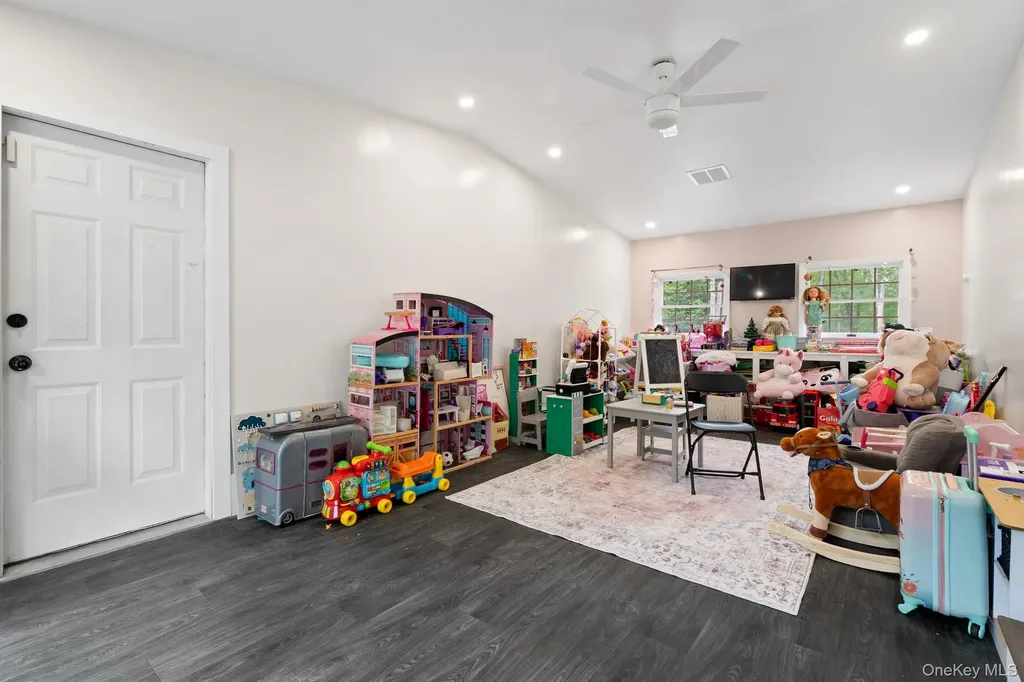 323 Harris Road Monticello NY 12701