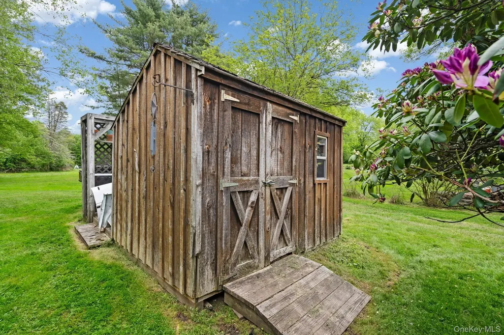 323 Harris Road Monticello NY 12701
