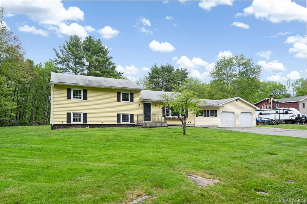 323 Harris Road Monticello NY 12701