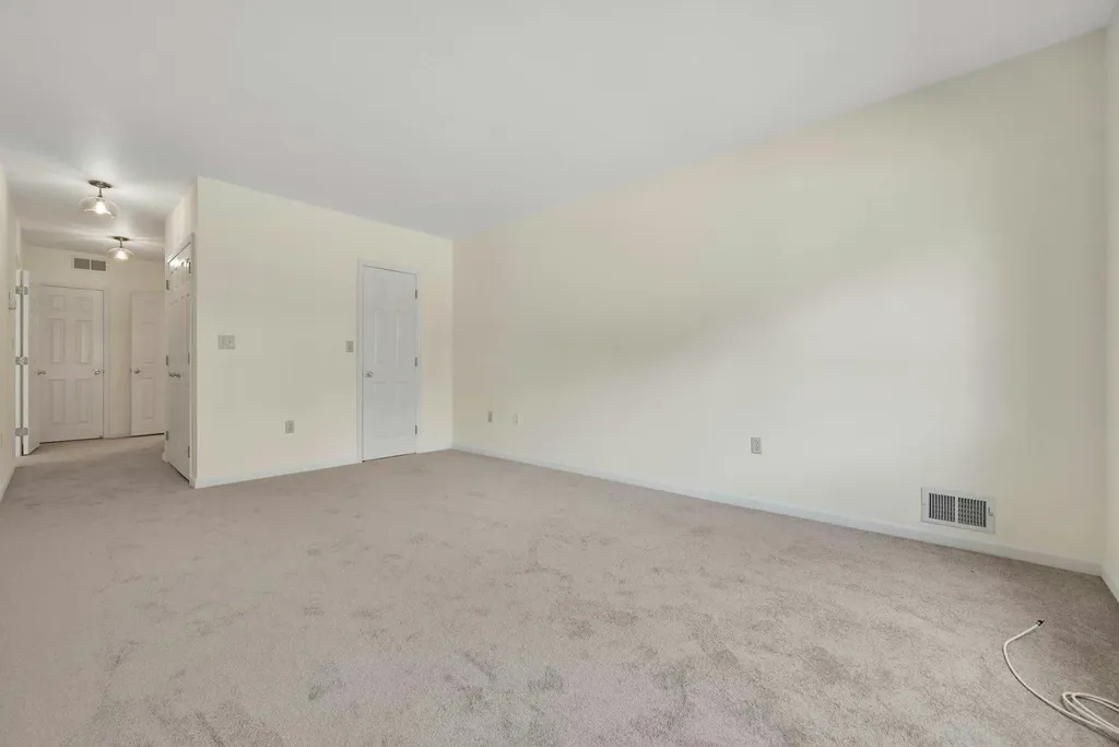 64 Hudson Point Lane Ossining NY 10562