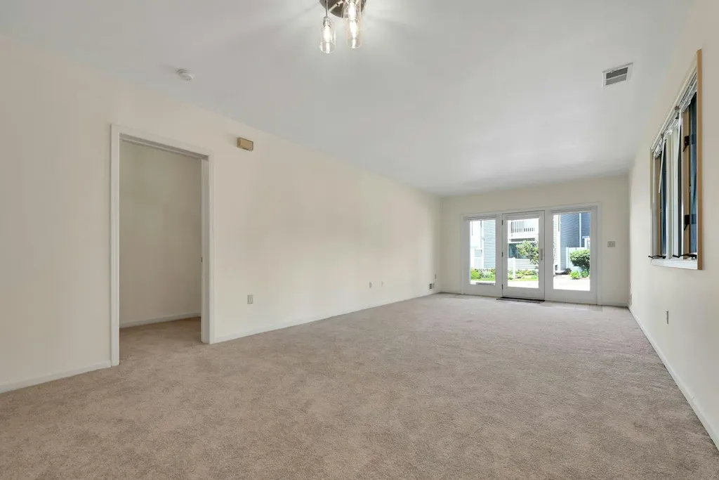 64 Hudson Point Lane Ossining NY 10562