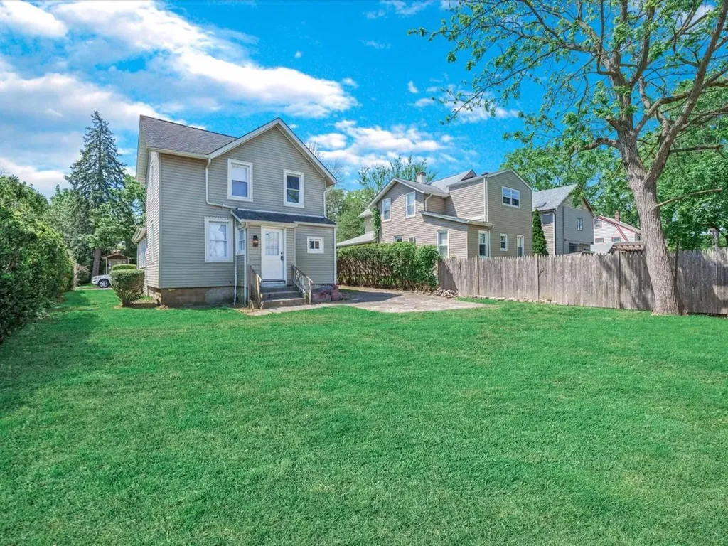 211 Belmont Avenue Westbury NY 11590