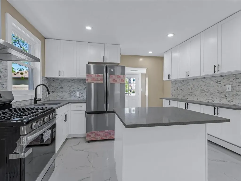211 Belmont Avenue Westbury NY 11590