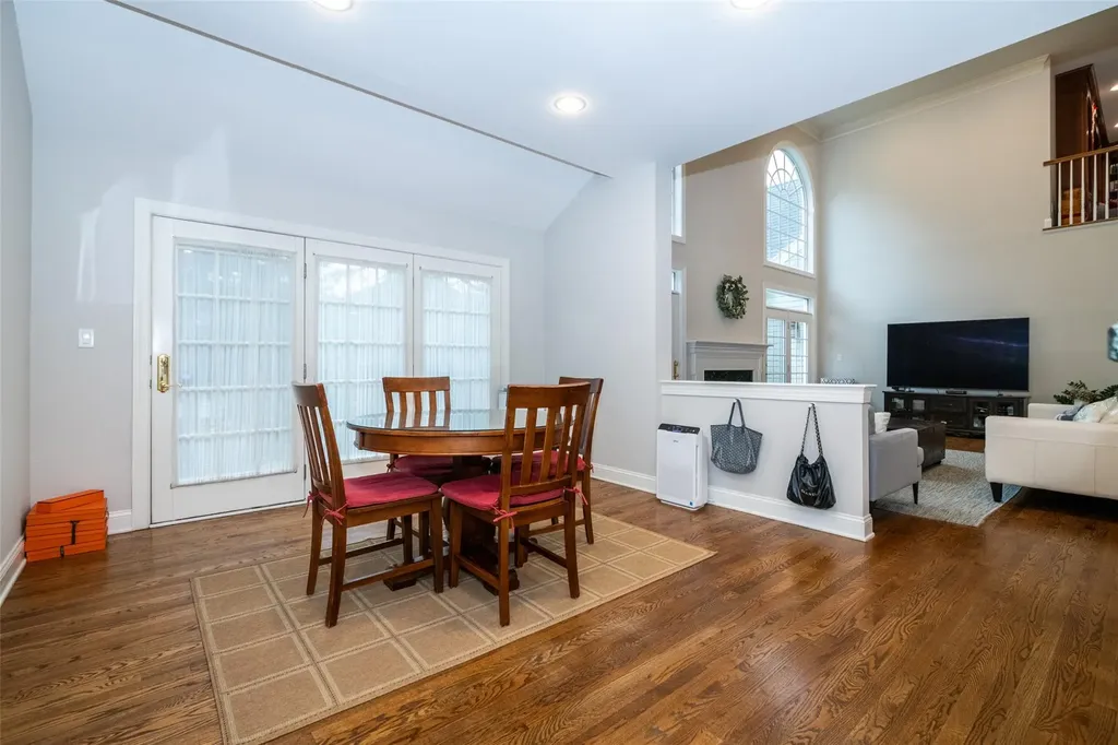 11 Pebble Beach Lane White Plains NY 10605