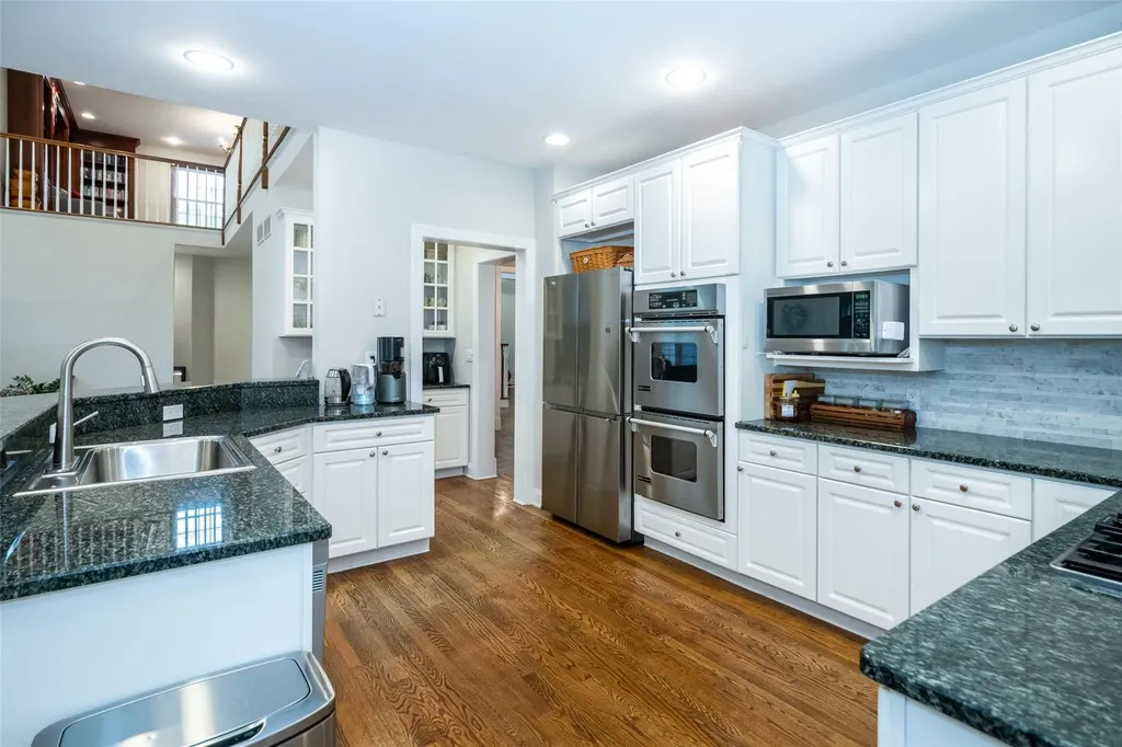 11 Pebble Beach Lane White Plains NY 10605