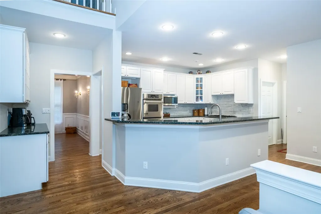 11 Pebble Beach Lane White Plains NY 10605
