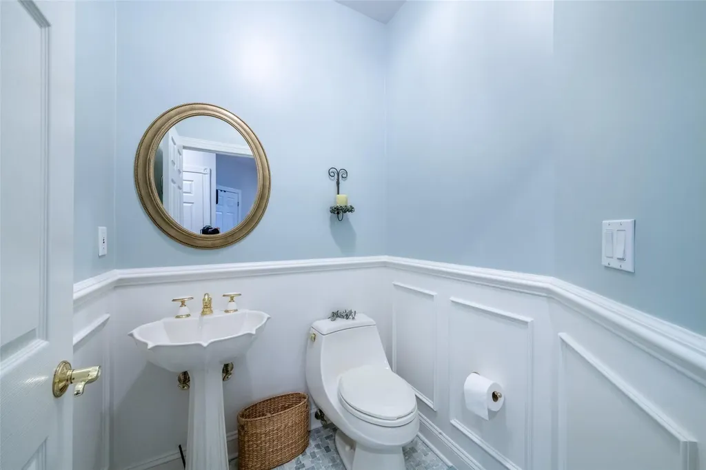 11 Pebble Beach Lane White Plains NY 10605