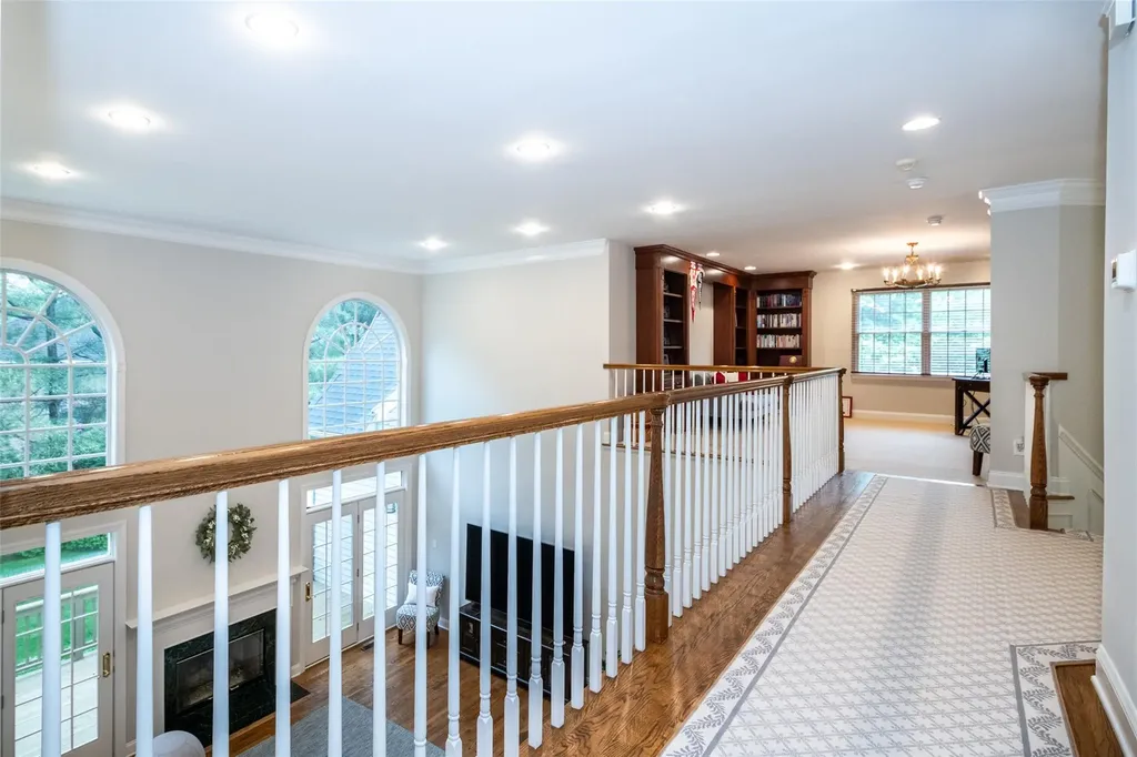 11 Pebble Beach Lane White Plains NY 10605