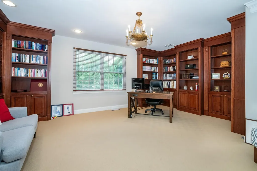 11 Pebble Beach Lane White Plains NY 10605