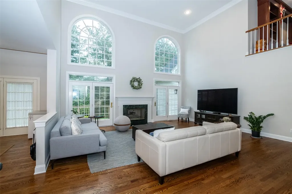 11 Pebble Beach Lane White Plains NY 10605