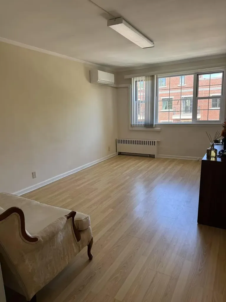 4126 149th Place Flushing NY 11355