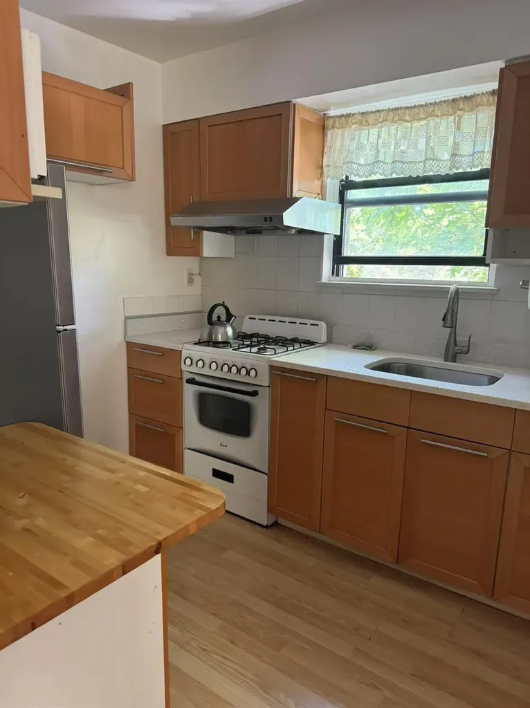 4126 149th Place Flushing NY 11355