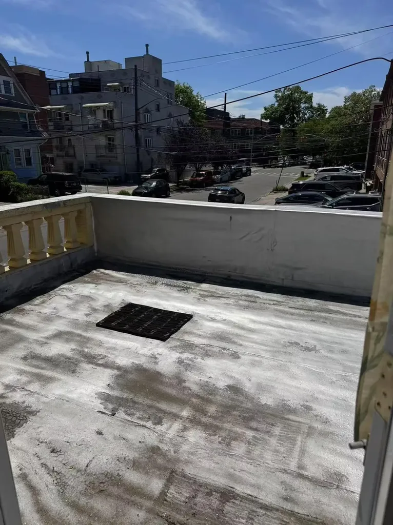 4126 149th Place Flushing NY 11355