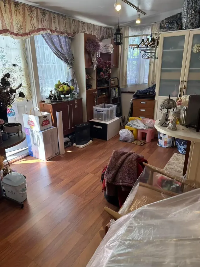 4126 149th Place Flushing NY 11355