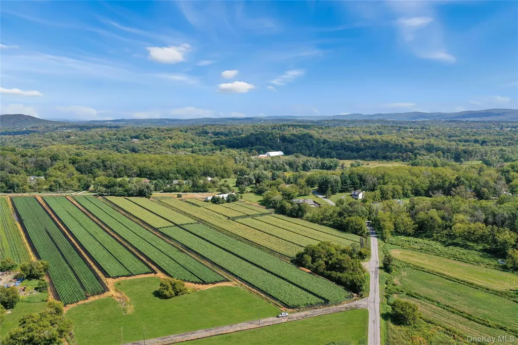 18 Stage Road Pine Island NY 10969