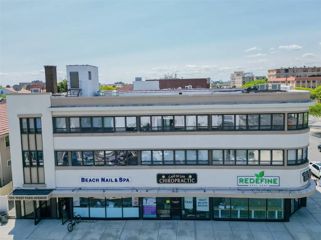 100 W Park Avenue Long Beach NY 11561