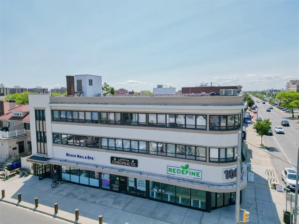 100 W Park Avenue Long Beach NY 11561