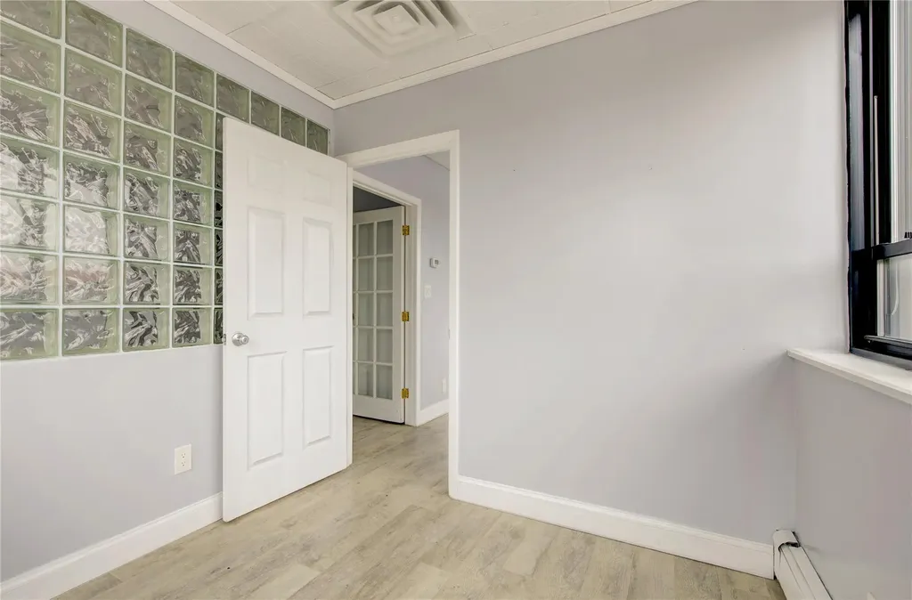 100 W Park Avenue Long Beach NY 11561
