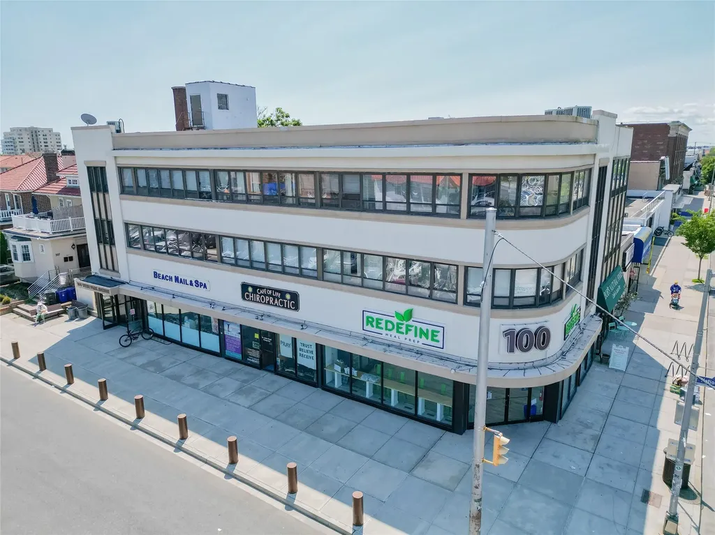 100 W Park Avenue Long Beach NY 11561