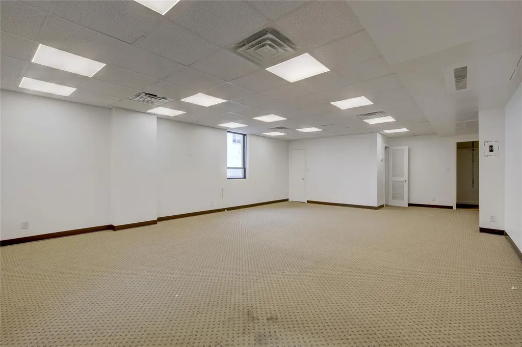 100 W Park Avenue Long Beach NY 11561