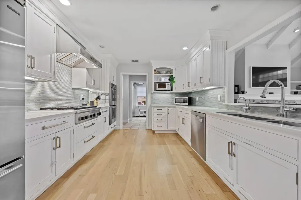 8 Eldredge Place Rye NY 10580