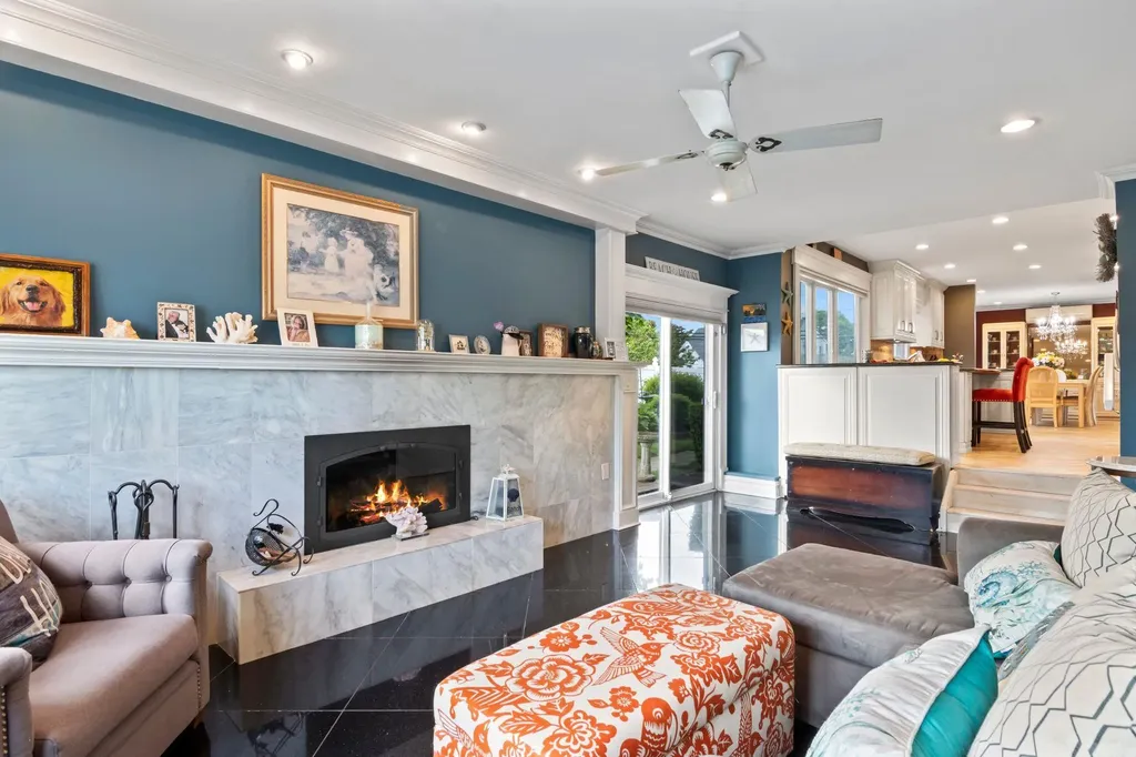 6 West Shore Road Bay Shore NY 11706