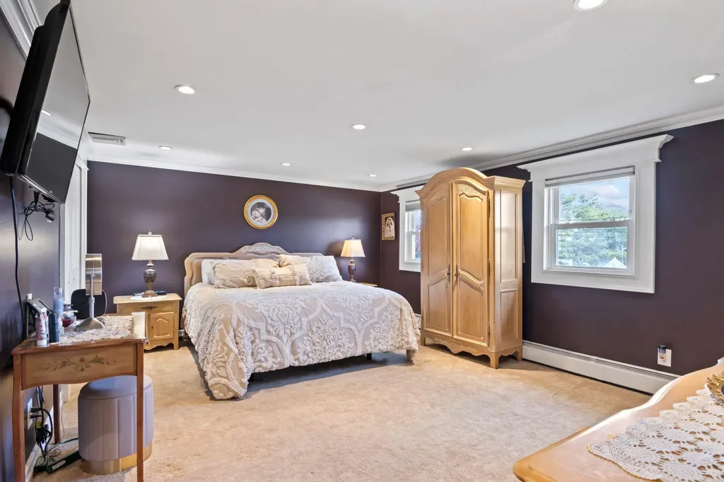 6 West Shore Road Bay Shore NY 11706