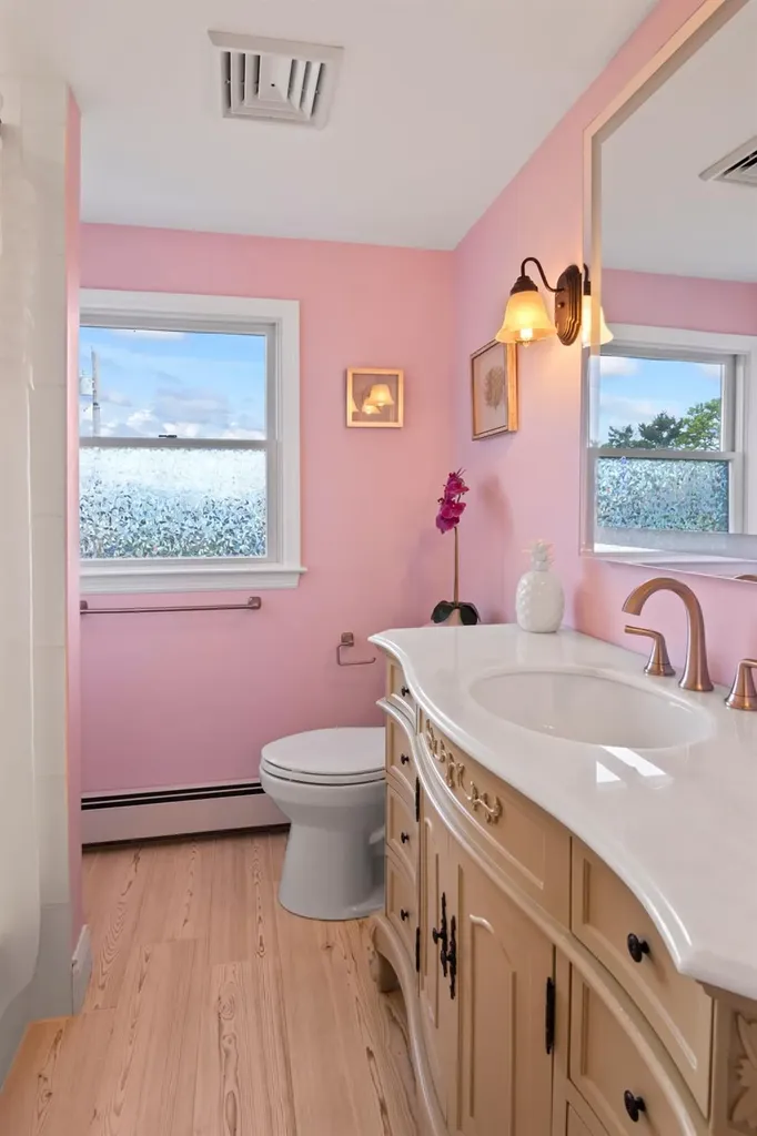 6 West Shore Road Bay Shore NY 11706