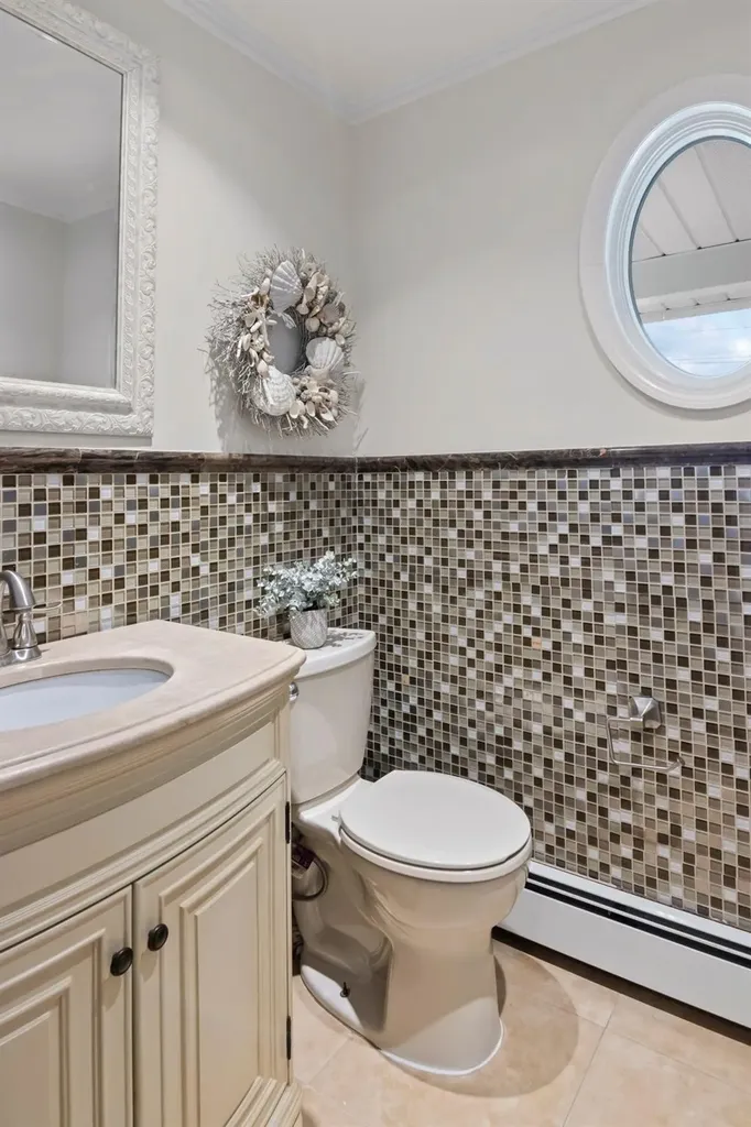 6 West Shore Road Bay Shore NY 11706
