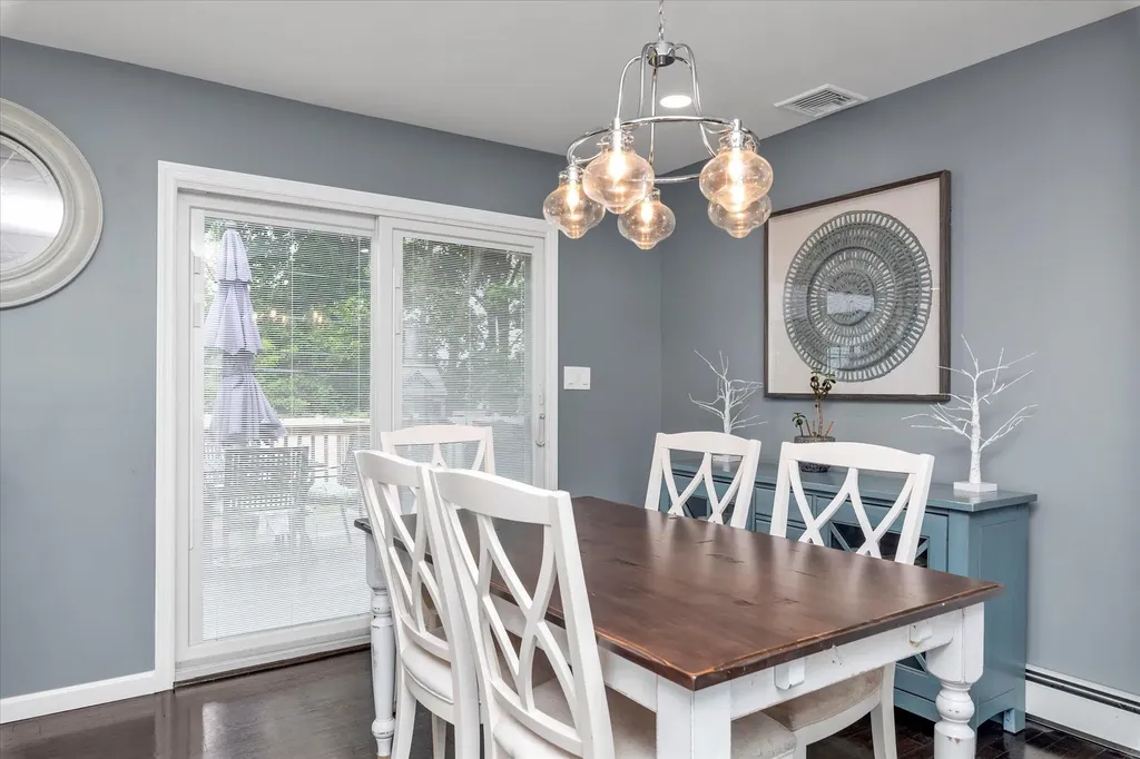 10 Park Drive Old Bethpage NY 11804