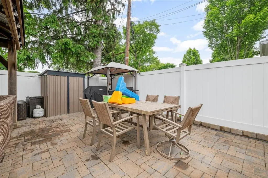 3363 Emeric Avenue Wantagh NY 11793