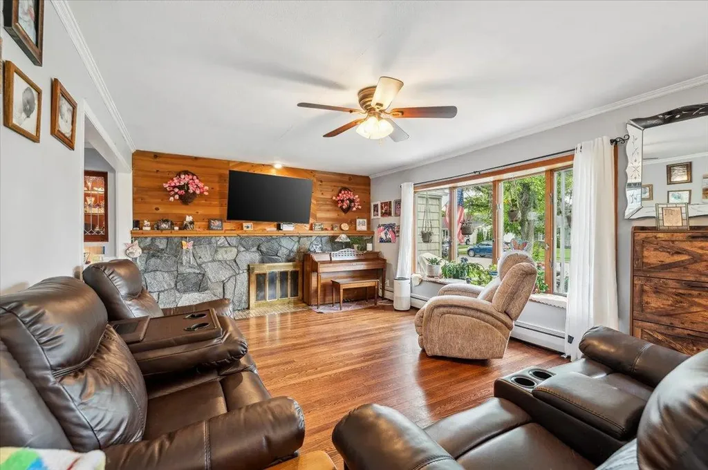 3363 Emeric Avenue Wantagh NY 11793