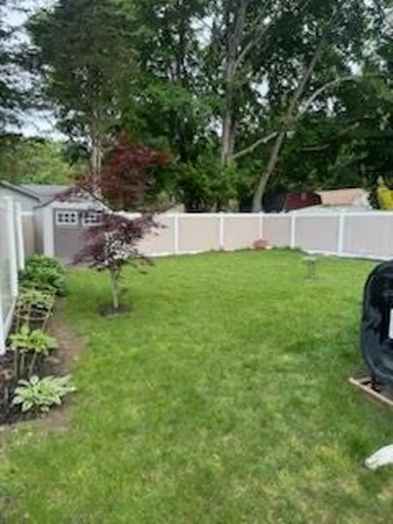 84 Oxhead Road Centereach NY 11720
