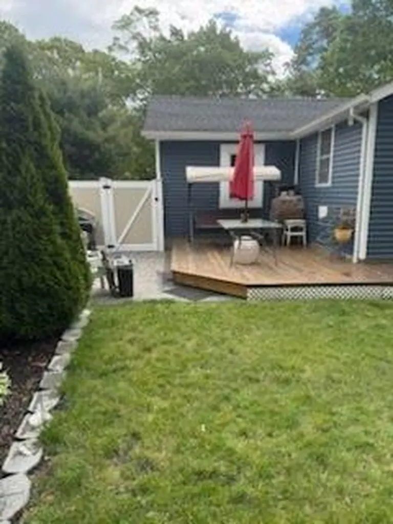 84 Oxhead Road Centereach NY 11720