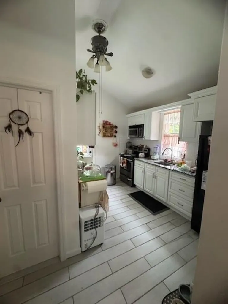 84 Oxhead Road Centereach NY 11720