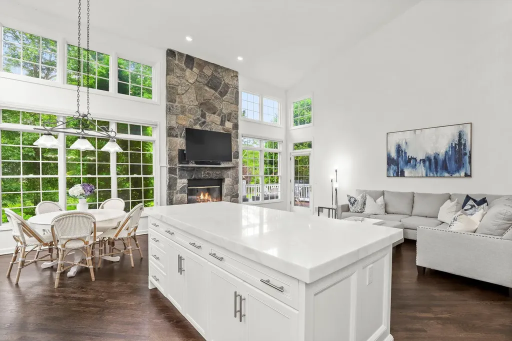 7 Doral Greens Drive E Rye Brook NY 10573