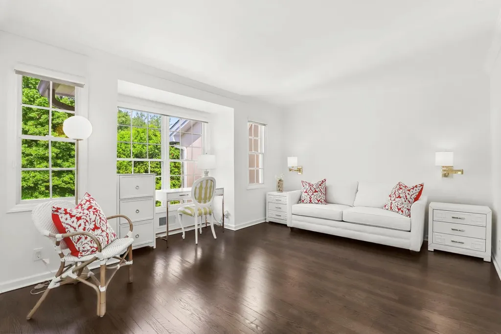 7 Doral Greens Drive E Rye Brook NY 10573