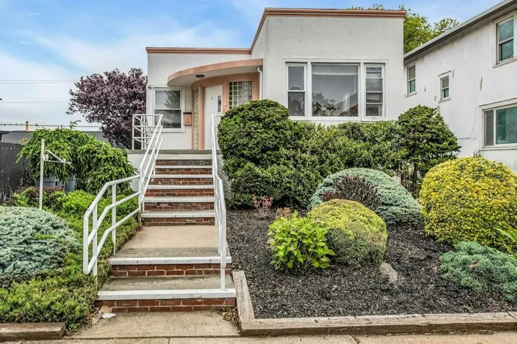 5 E Walnut Street Long Beach NY 11561